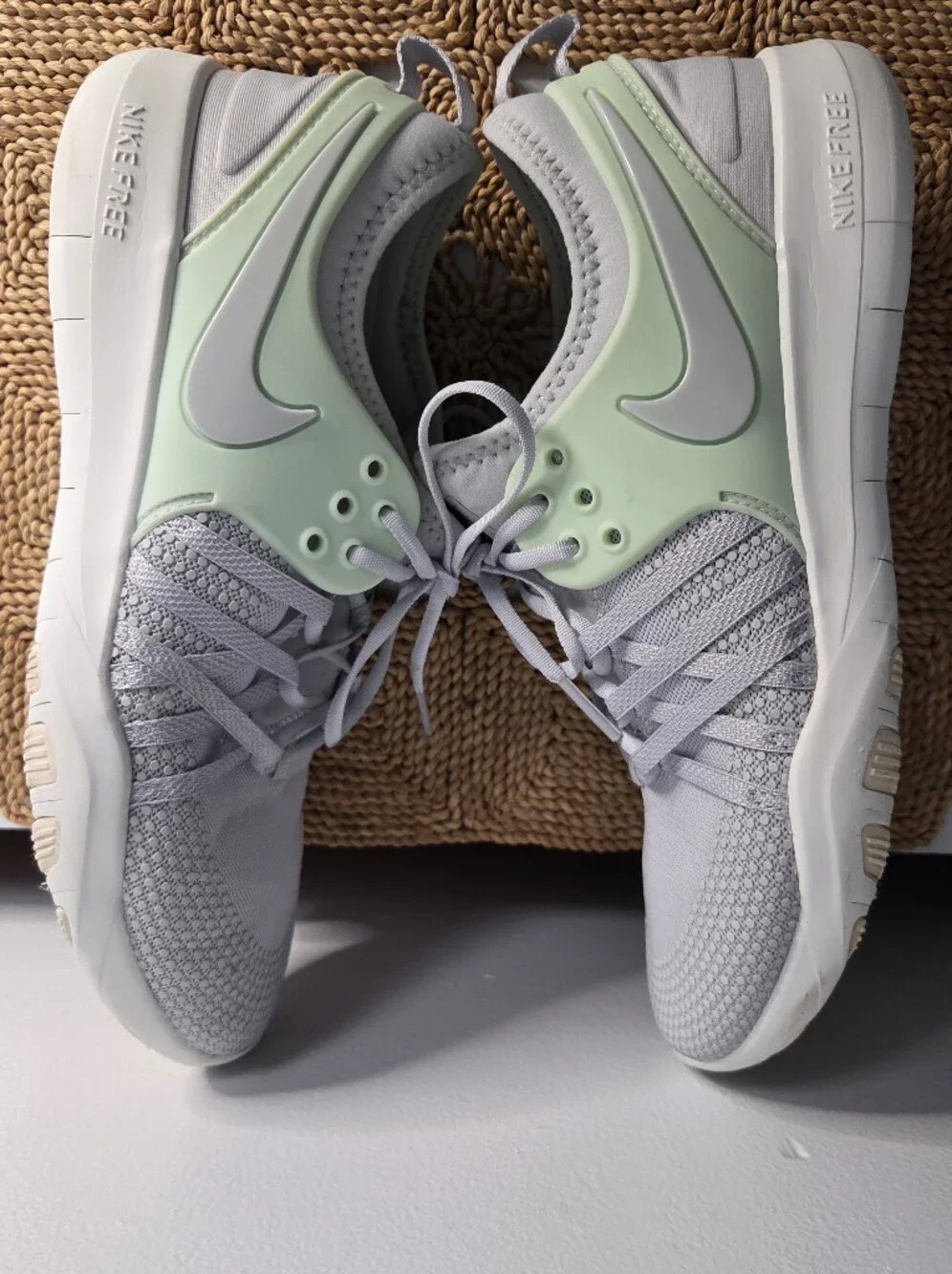 Nike Tennis Shoes Women' s Size 7
